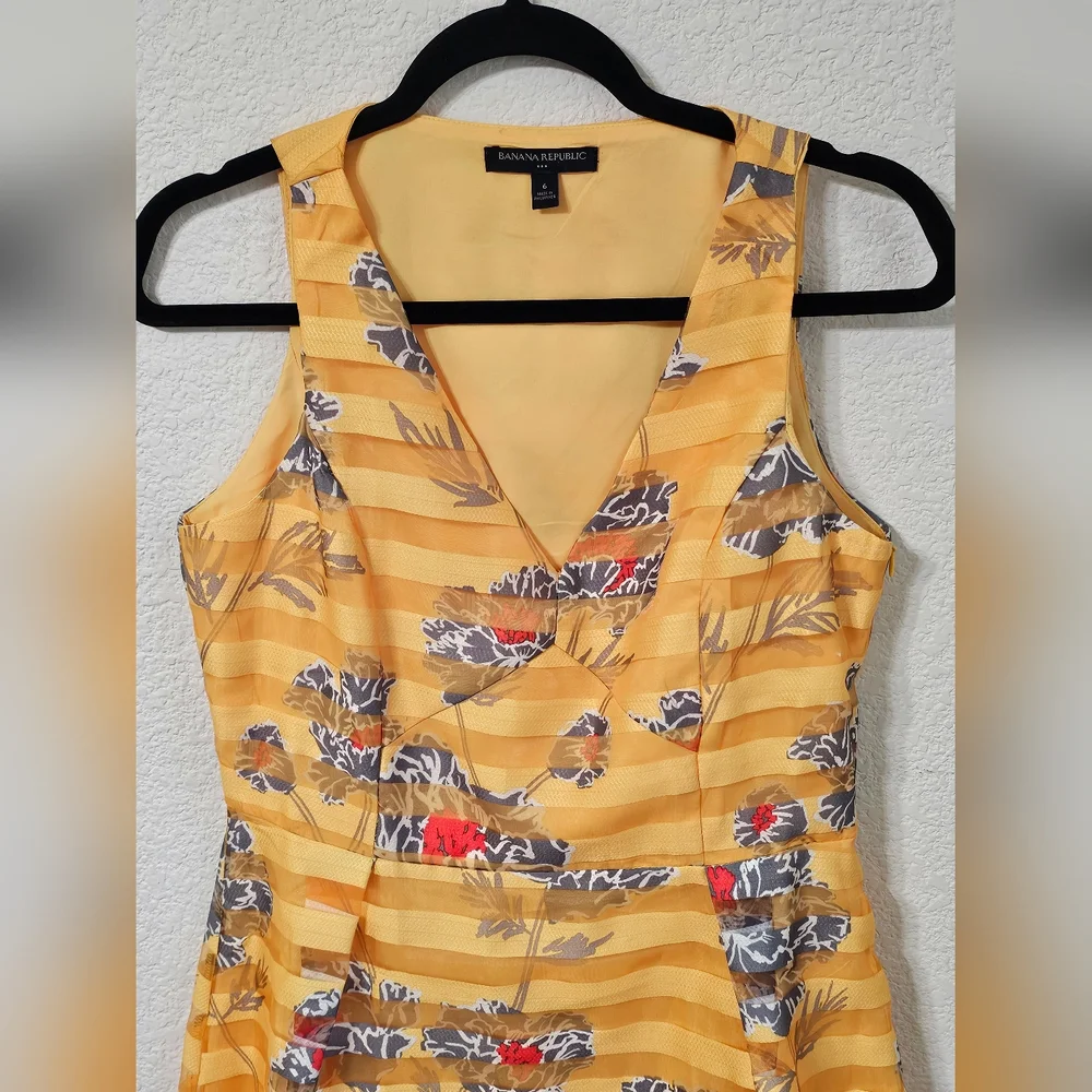Banana Republic Dress Womens 6 Yellow Floral V Neck Sleeveless Lined Side Zip - Picture 7 of 9
